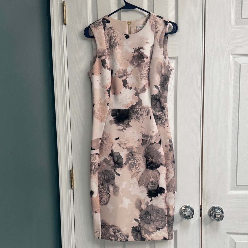 Calvin Klein Blush Pink and Gray Floral Sheath Midi Dress